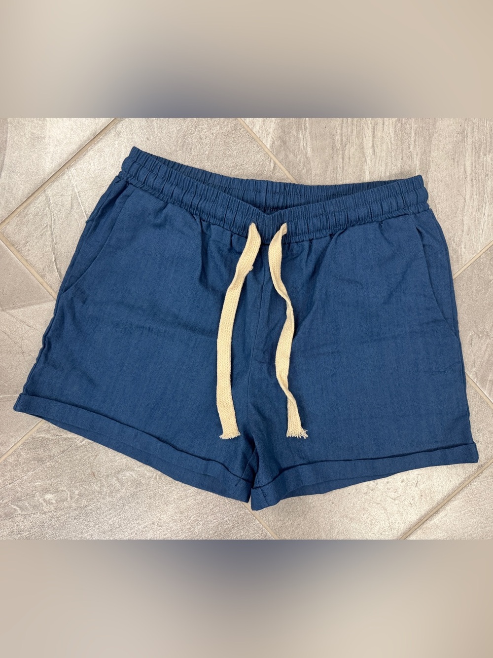 Casual Navy Elastic-Waist Shorts with Beige Drawstring; classic traditional